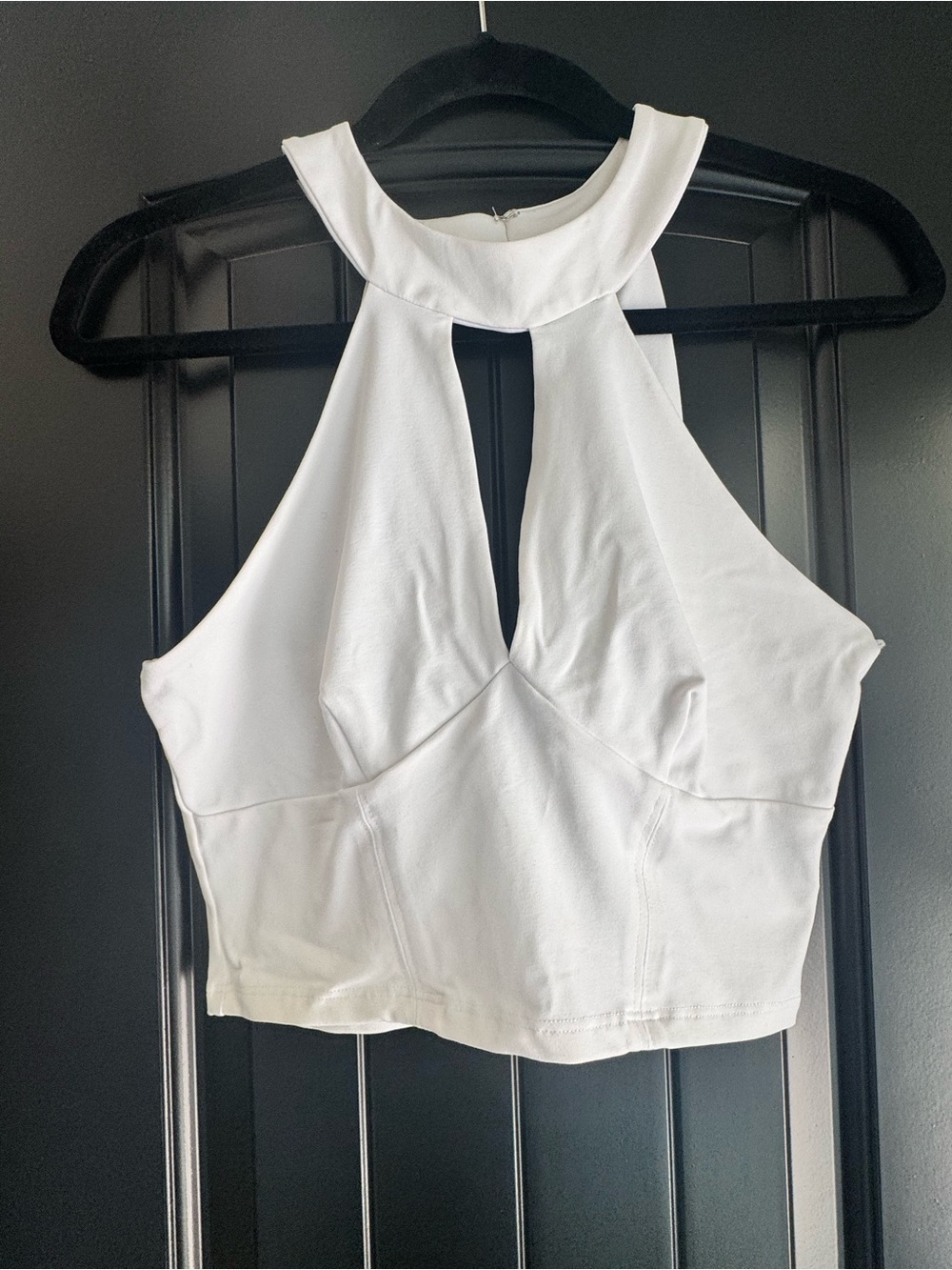 bebe White Halter Keyhole Crop Top